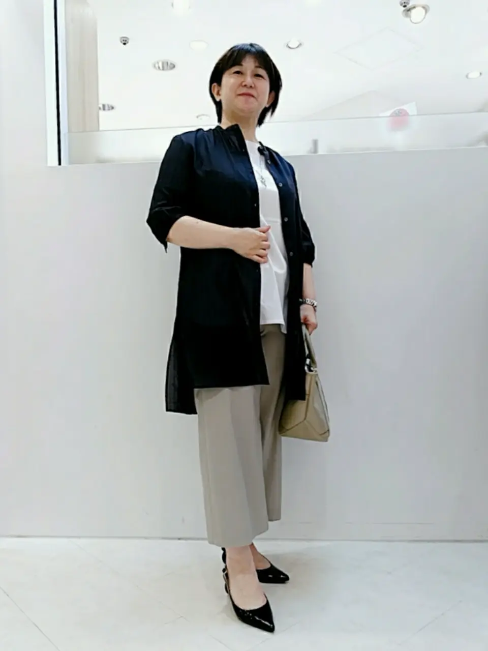  影 コーディネート画像