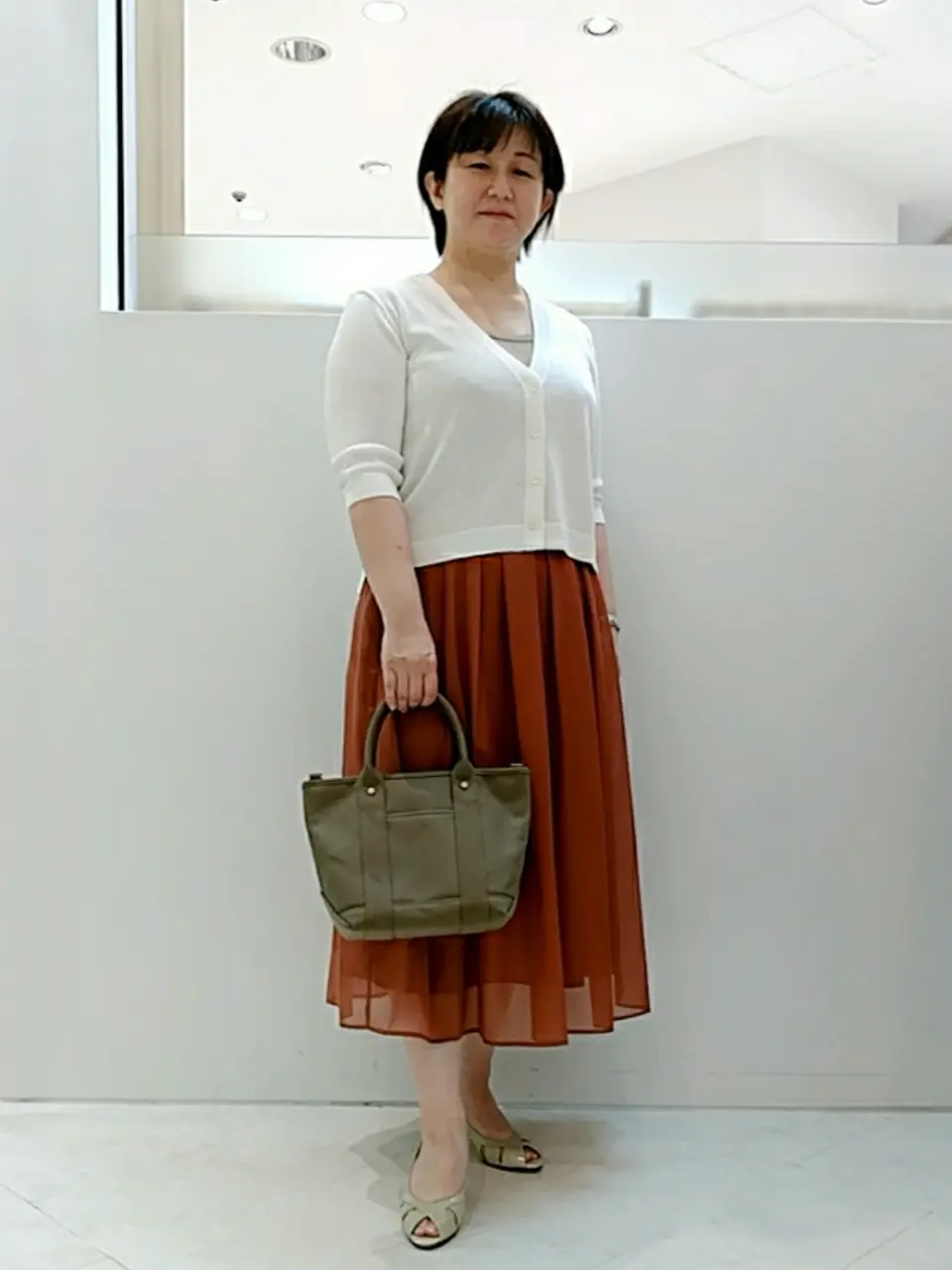  影 コーディネート画像