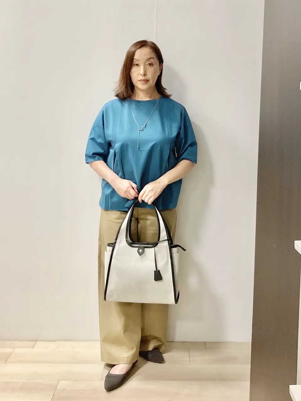 J.PRESS LADIES スタッフ コーディネート画像
