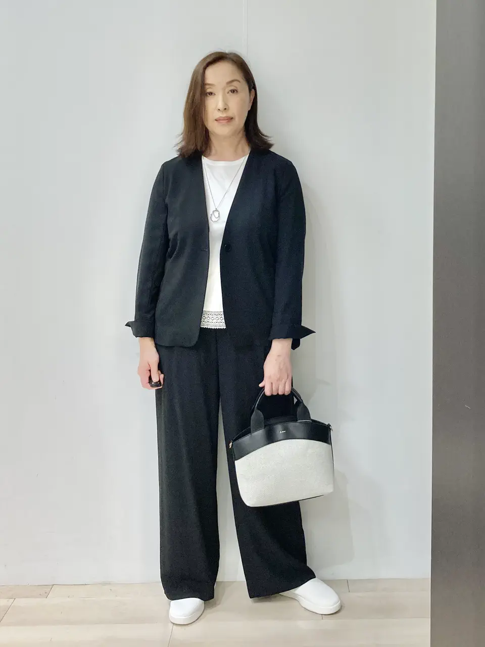 J.PRESS LADIES スタッフ コーディネート画像