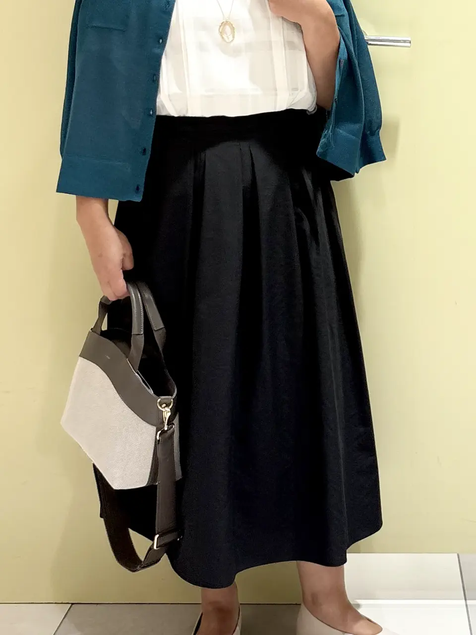 J.PRESS LADIES 辻本 コーディネート画像