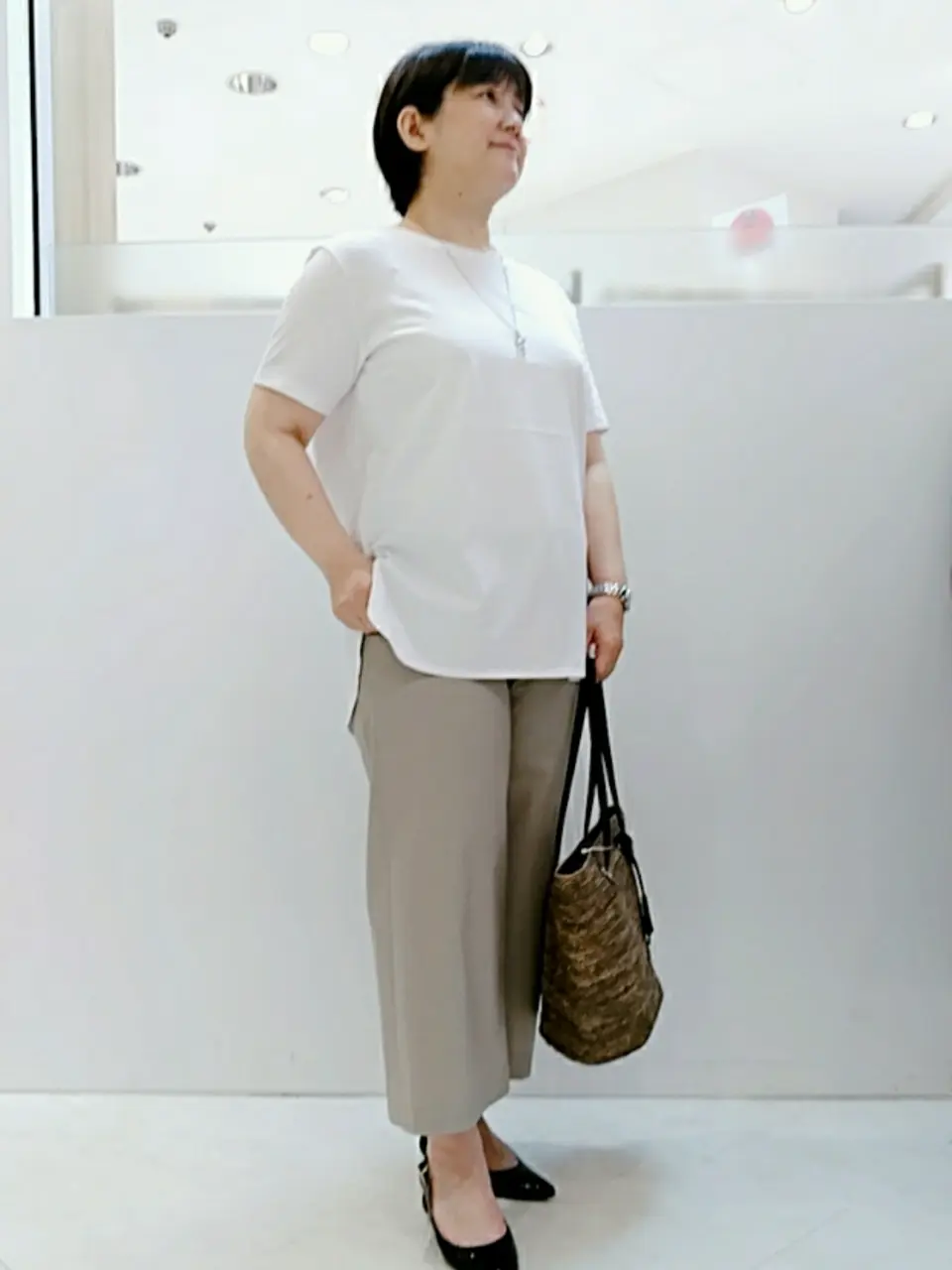  影 コーディネート画像