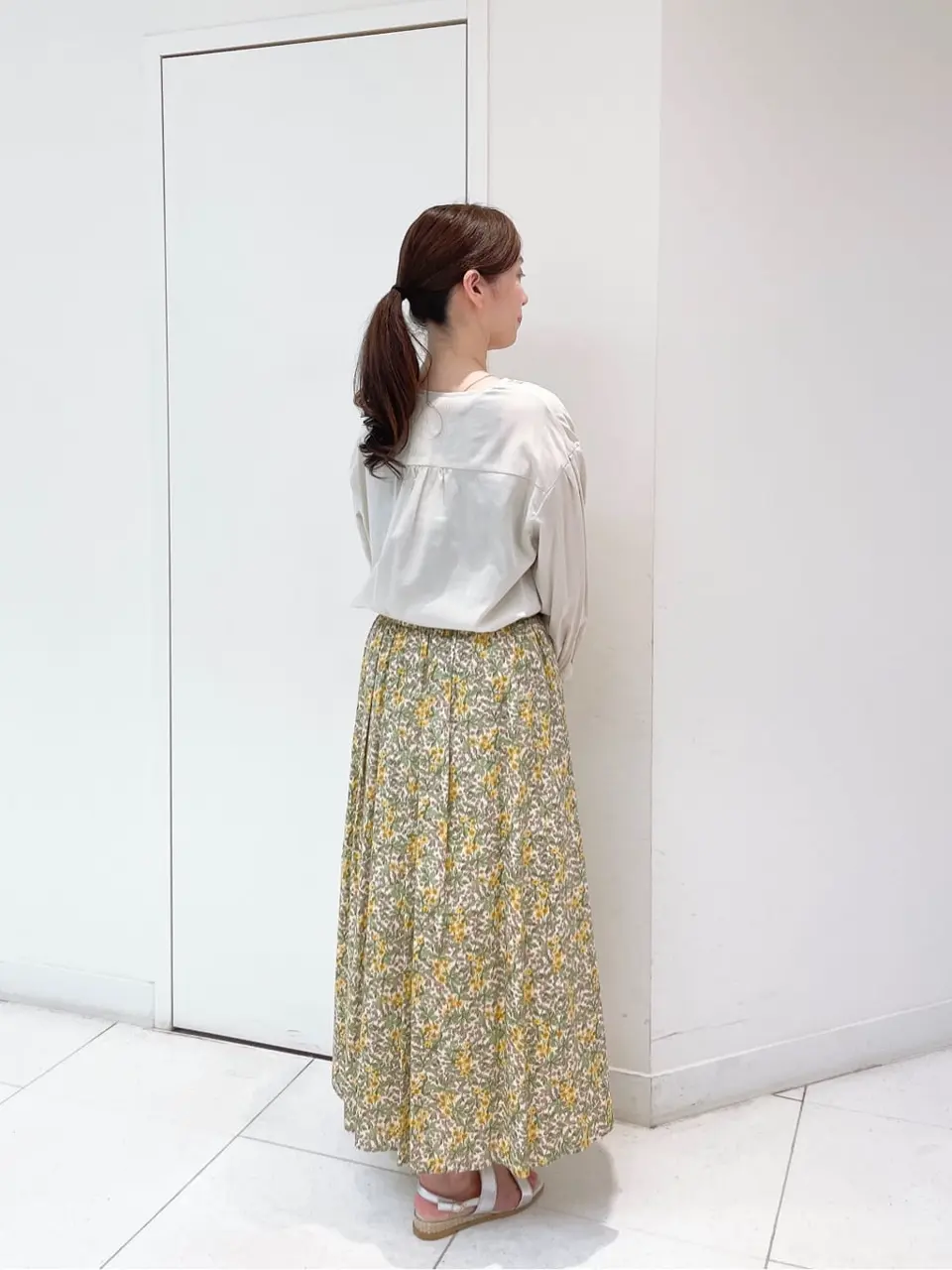 J.PRESS LADIES niina コーディネート画像