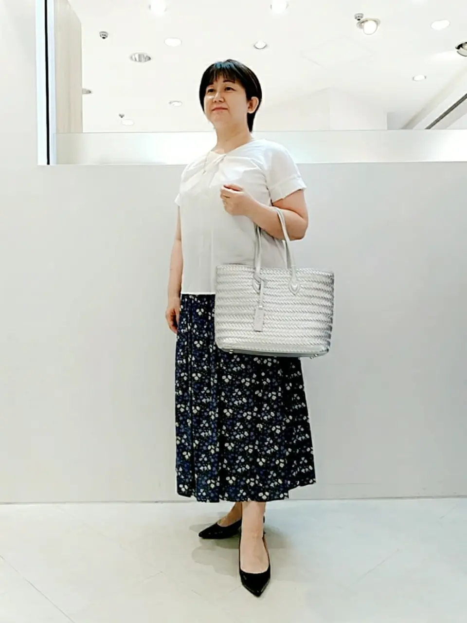  影 コーディネート画像