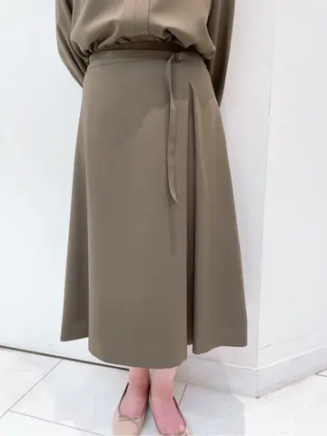 J.PRESS LADIES niina コーディネート画像