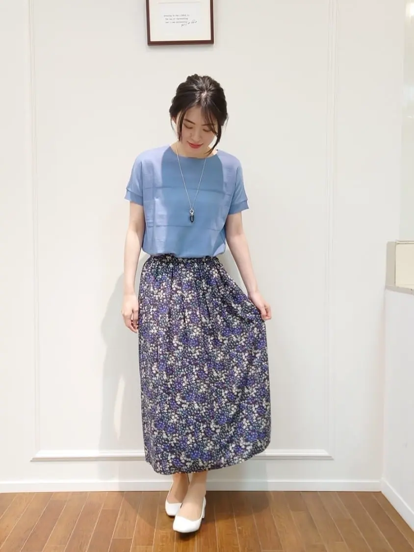  最上 コーディネート画像