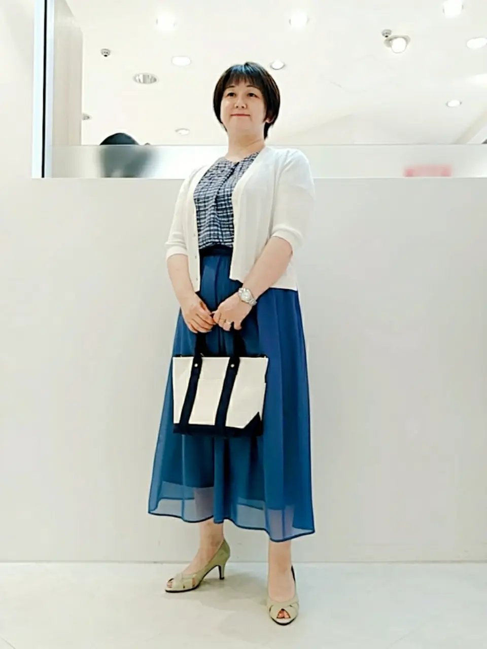  影 コーディネート画像