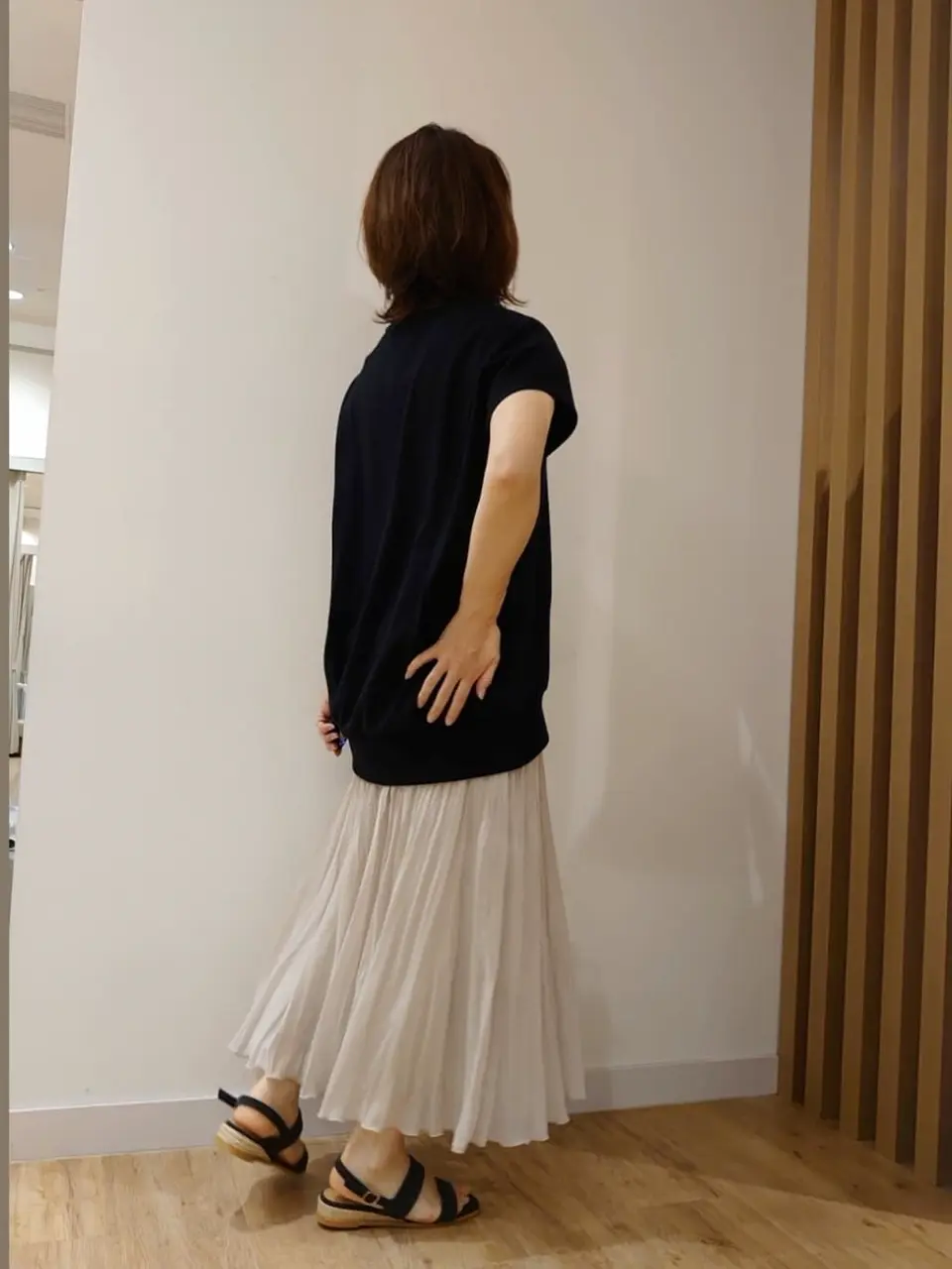 J.PRESS LADIES スタッフ コーディネート画像