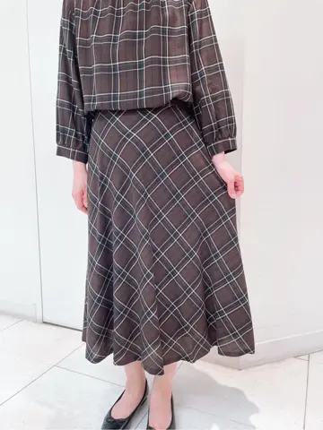 J.PRESS LADIES niina コーディネート画像