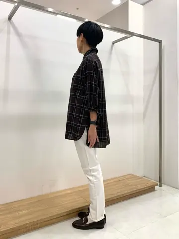 J.PRESS LADIES スタッフ コーディネート画像