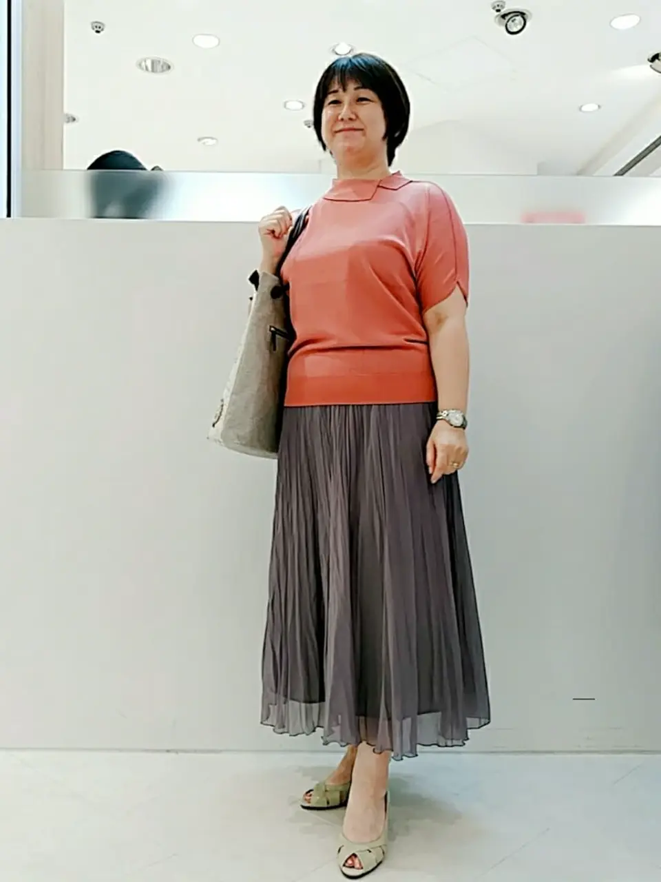  影 コーディネート画像