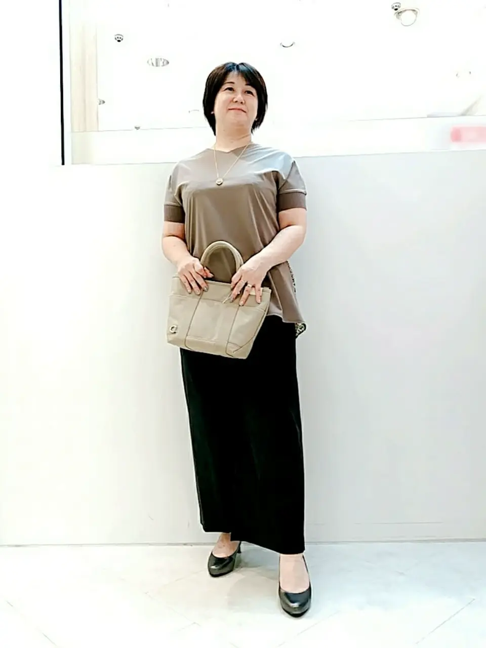  影 コーディネート画像