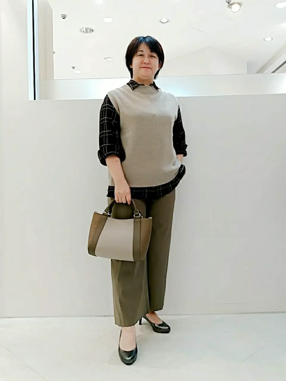  影 コーディネート画像