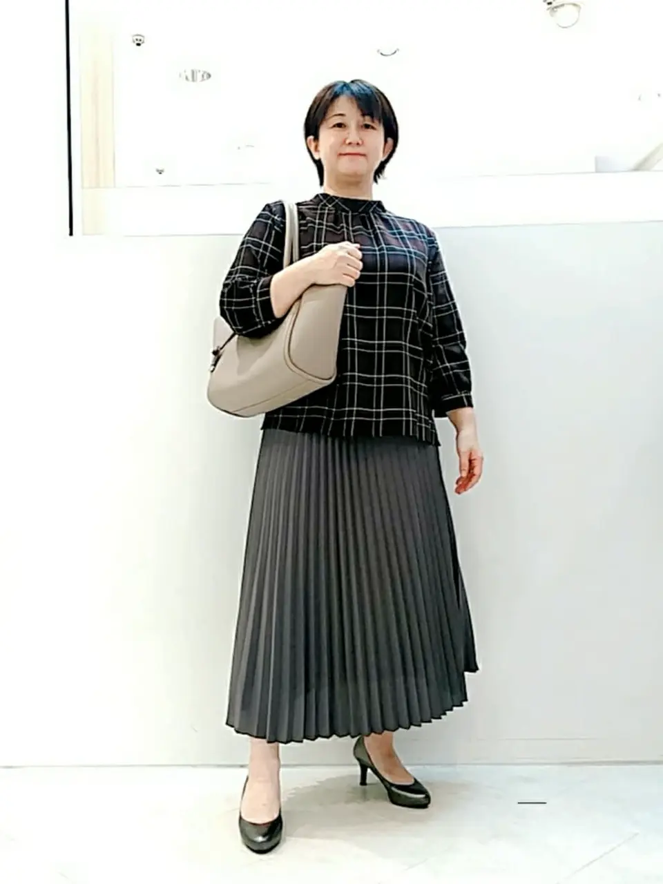  影 コーディネート画像