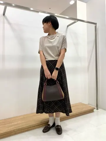 J.PRESS LADIES スタッフ コーディネート画像