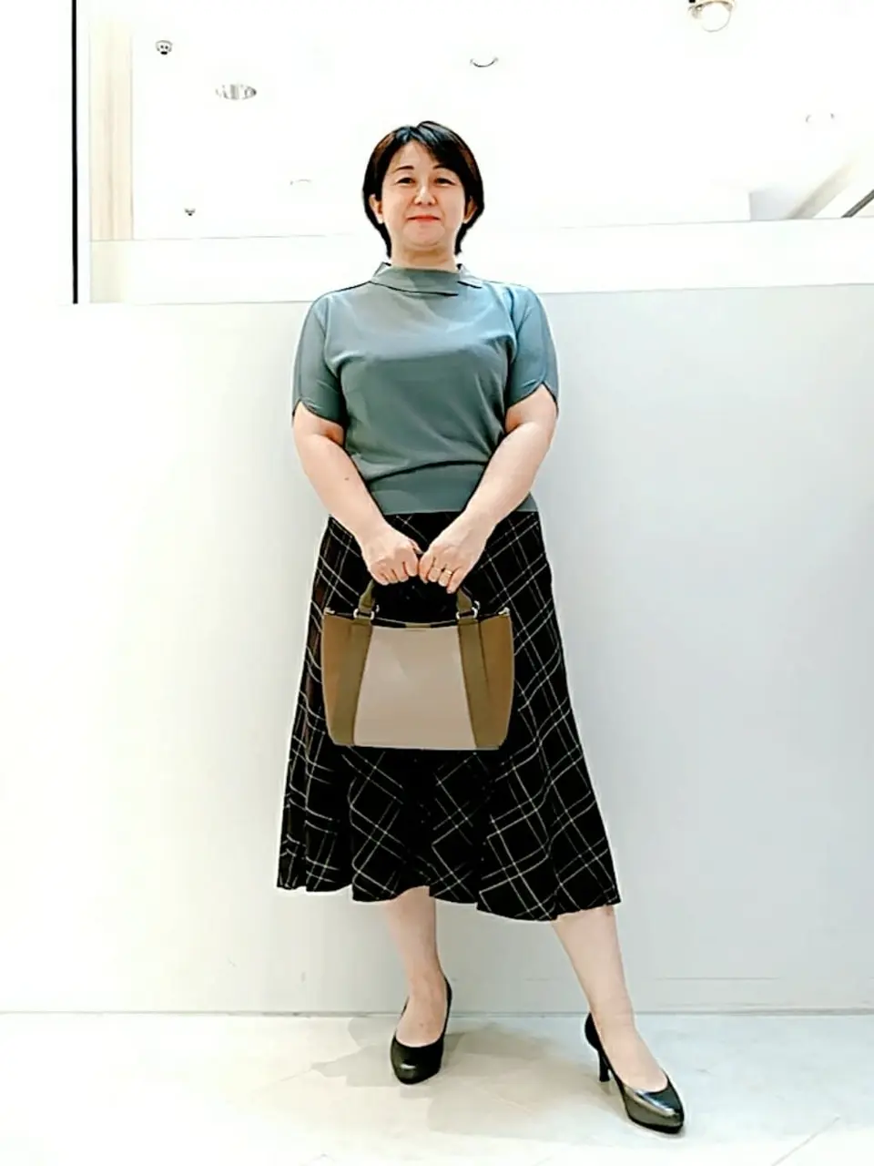  影 コーディネート画像