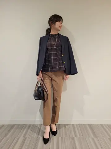 J.PRESS LADIES スタッフ コーディネート画像