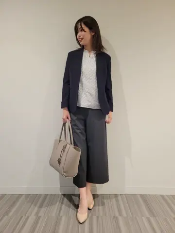 J.PRESS LADIES スタッフ コーディネート画像