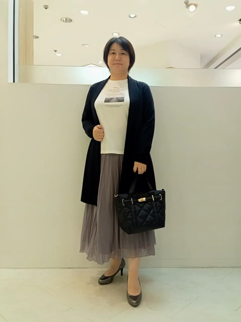  影 コーディネート画像