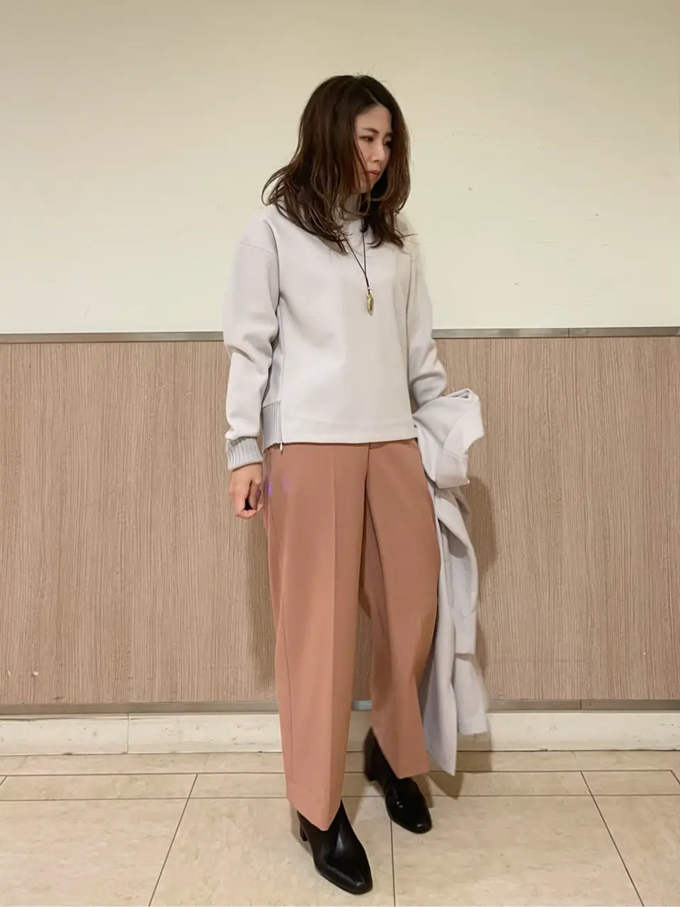 J.PRESS LADIES スタッフ コーディネート画像