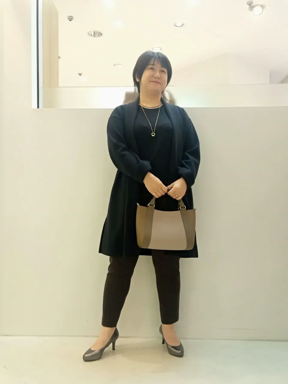  影 コーディネート画像