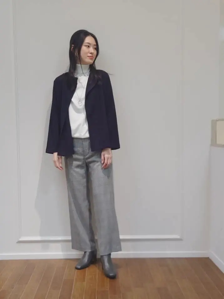  最上 コーディネート画像