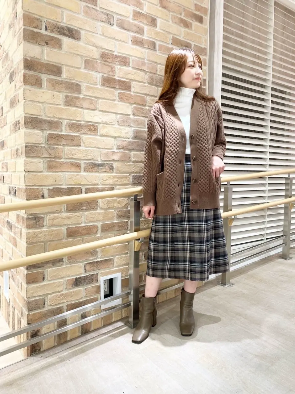 J.PRESS LADIES スタッフ コーディネート画像