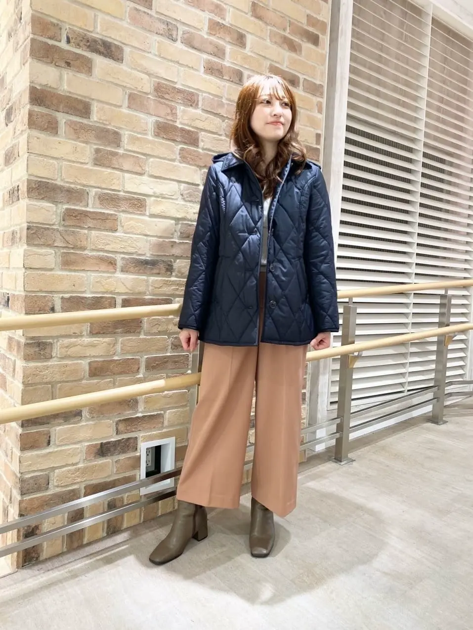 J.PRESS LADIES スタッフ コーディネート画像
