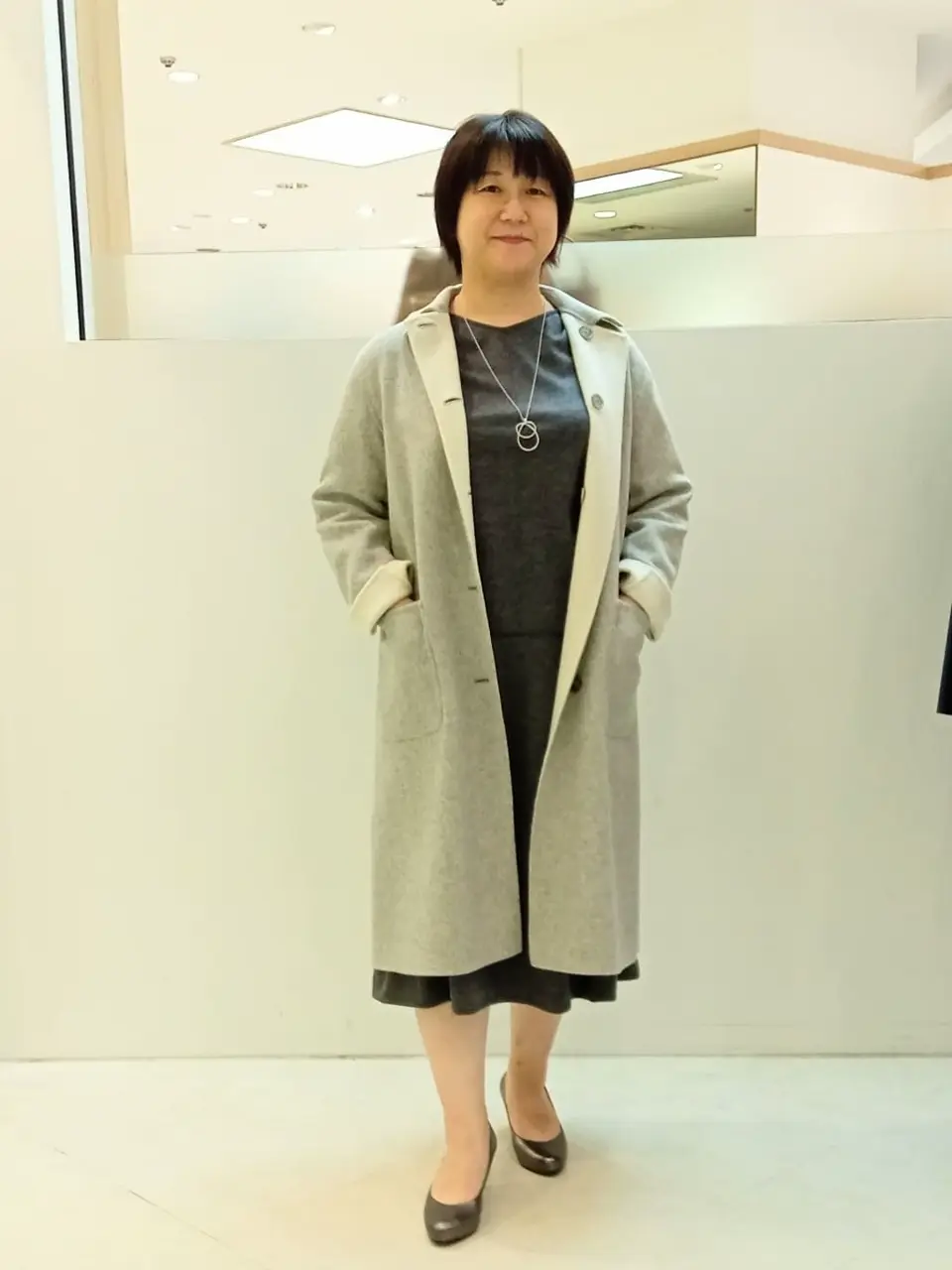  影 コーディネート画像