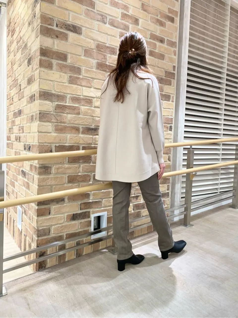 J.PRESS LADIES スタッフ コーディネート画像