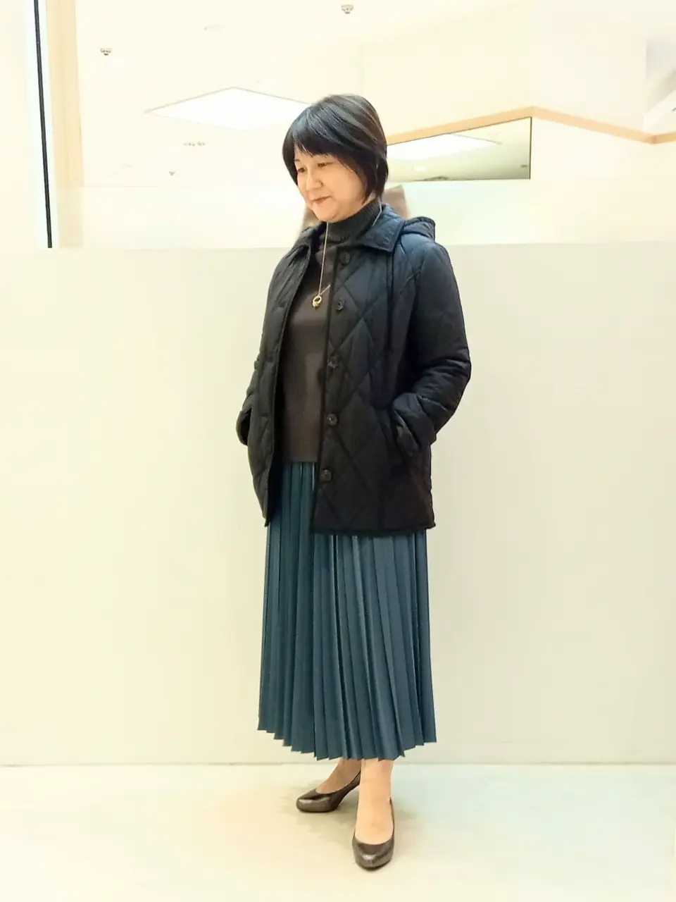  影 コーディネート画像