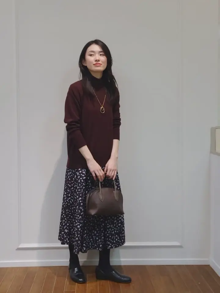  最上 コーディネート画像