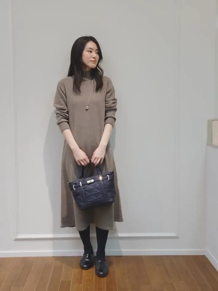  最上 コーディネート画像