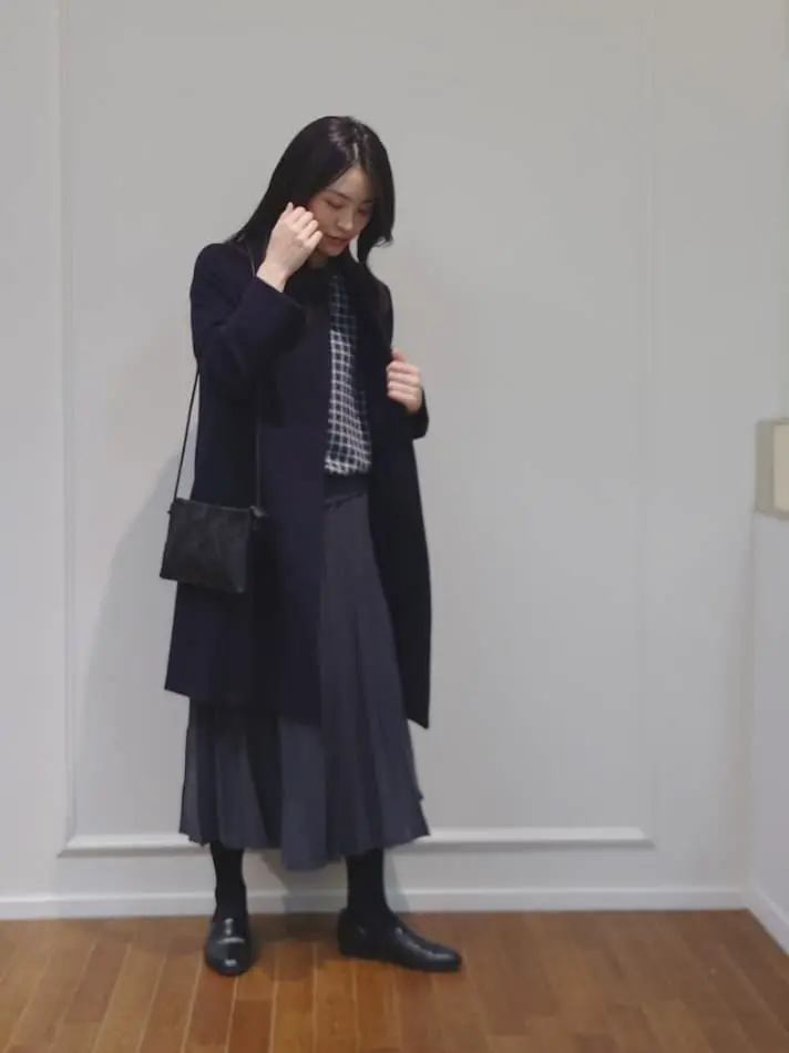  最上 コーディネート画像