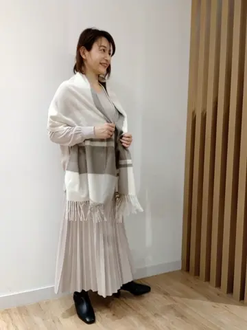 J.PRESS LADIES スタッフ コーディネート画像