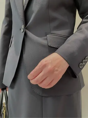 J.PRESS LADIES niina コーディネート画像