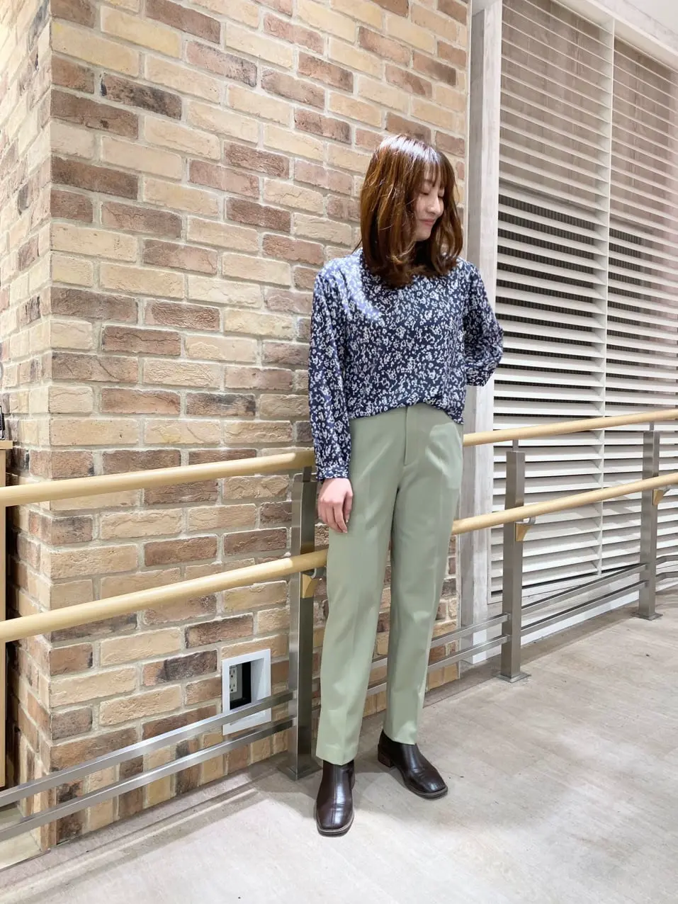 J.PRESS LADIES スタッフ コーディネート画像