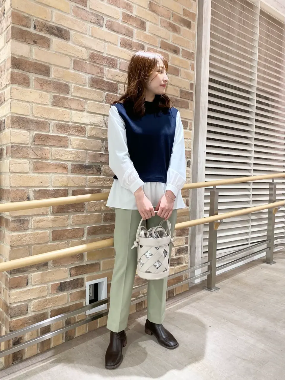 J.PRESS LADIES スタッフ コーディネート画像