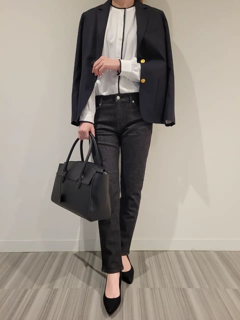 J.PRESS LADIES スタッフ コーディネート画像