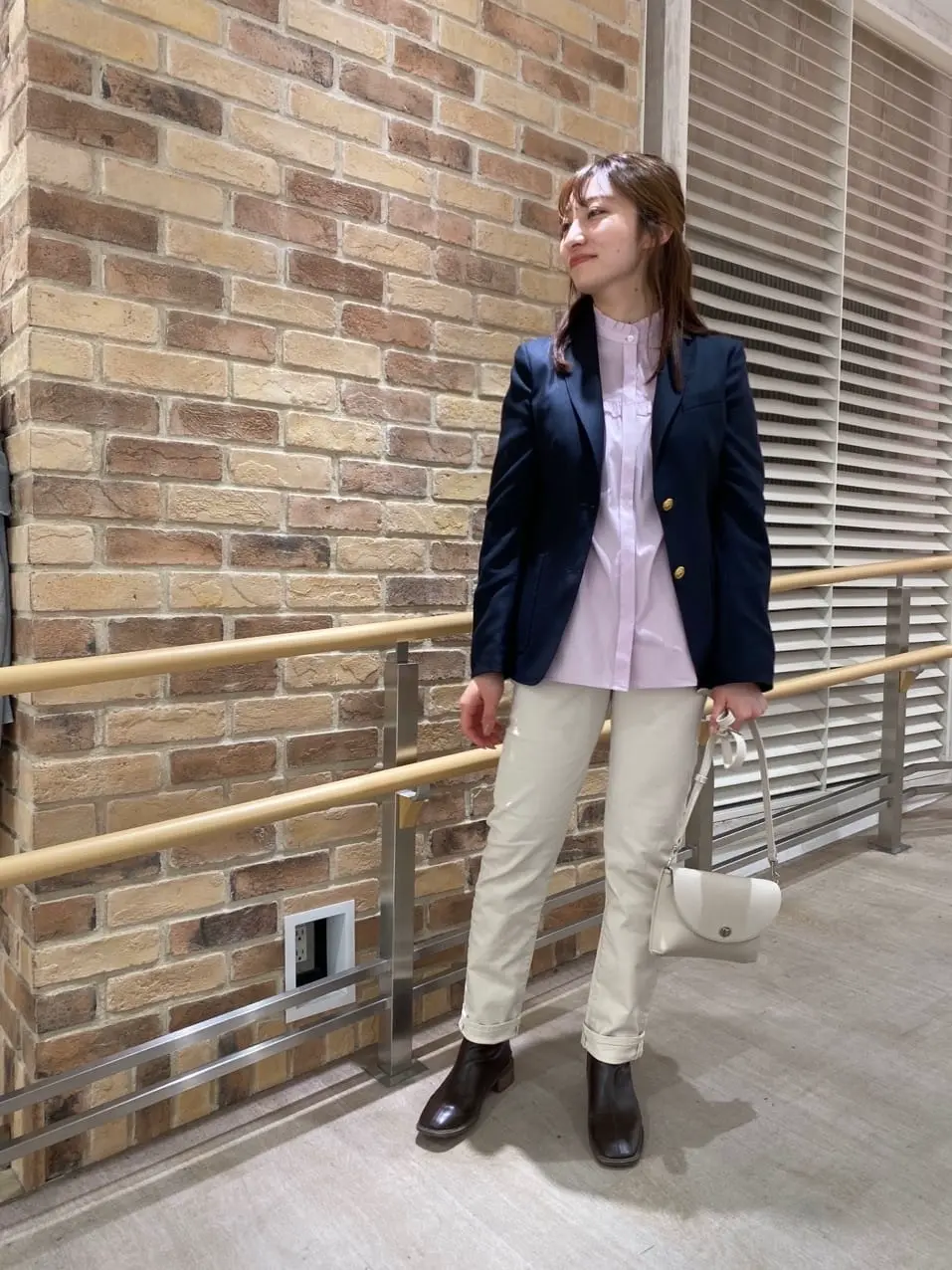 J.PRESS LADIES スタッフ コーディネート画像