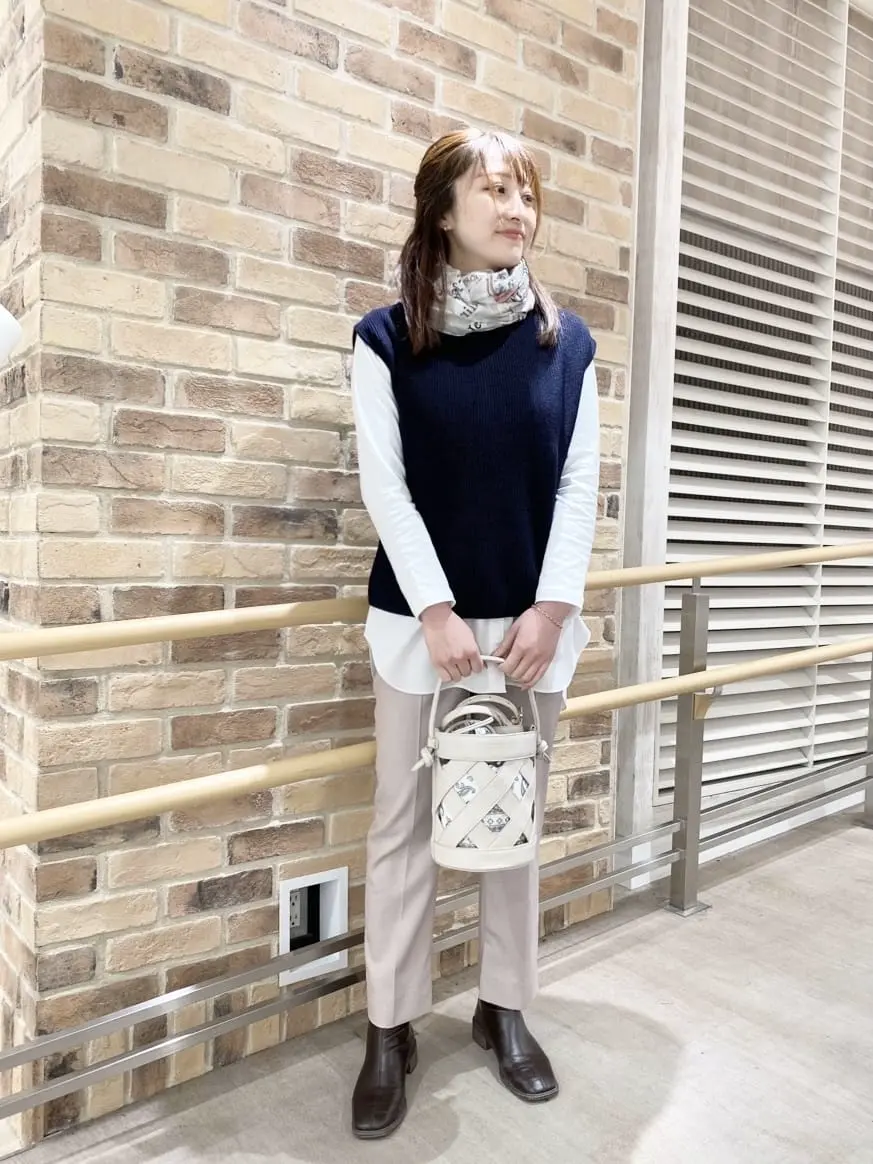 J.PRESS LADIES スタッフ コーディネート画像