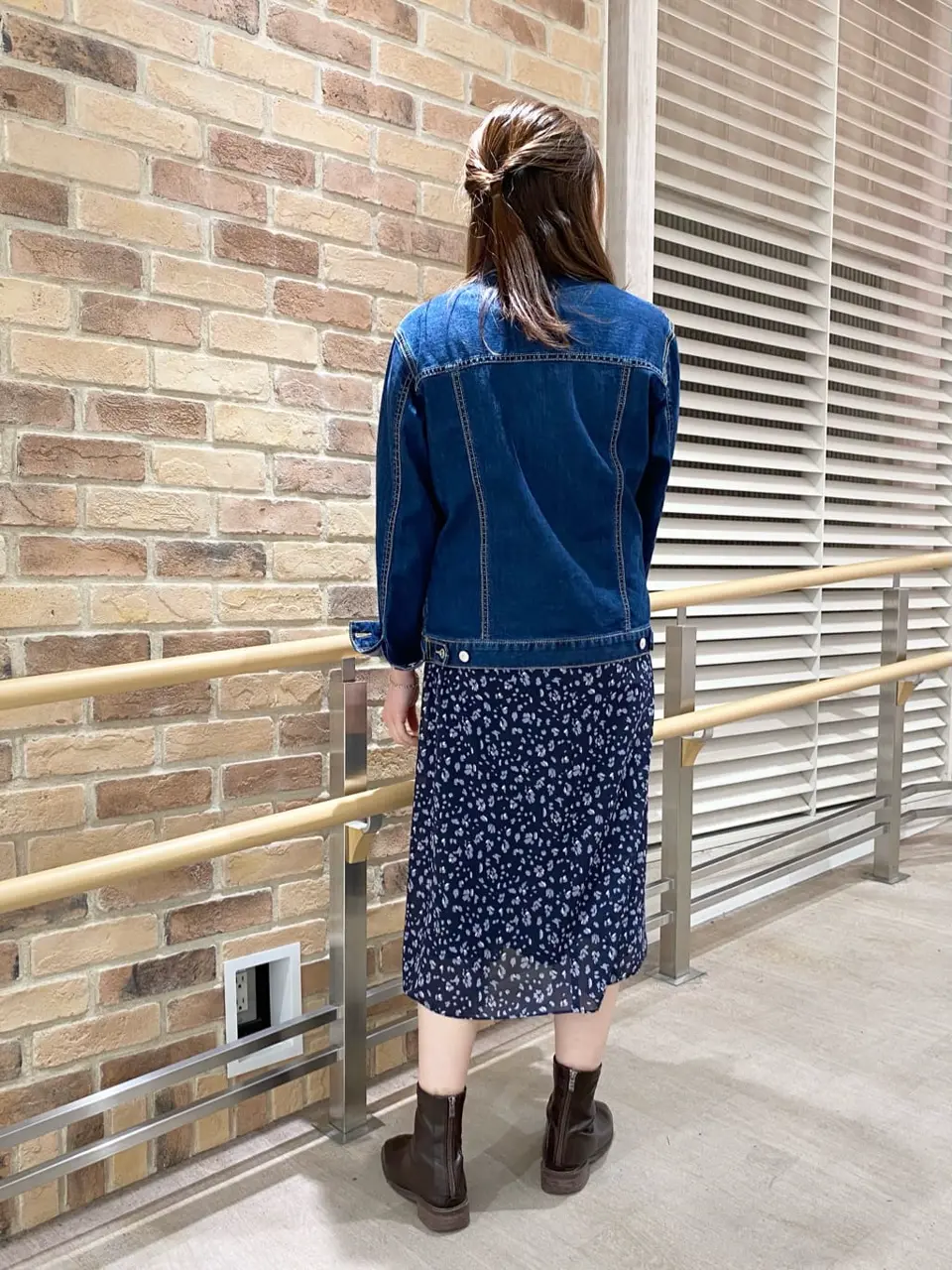 J.PRESS LADIES スタッフ コーディネート画像