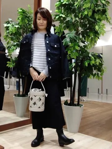 J.PRESS LADIES スタッフ コーディネート画像