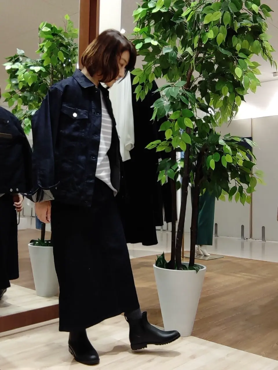 J.PRESS LADIES スタッフ コーディネート画像