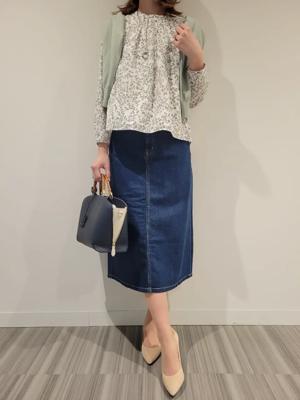 J.PRESS LADIES スタッフ コーディネート画像