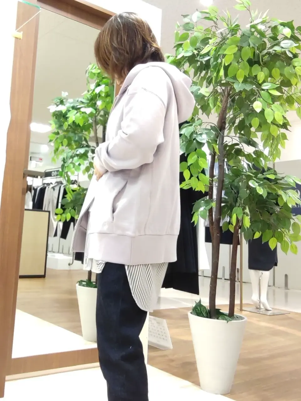 J.PRESS LADIES スタッフ コーディネート画像