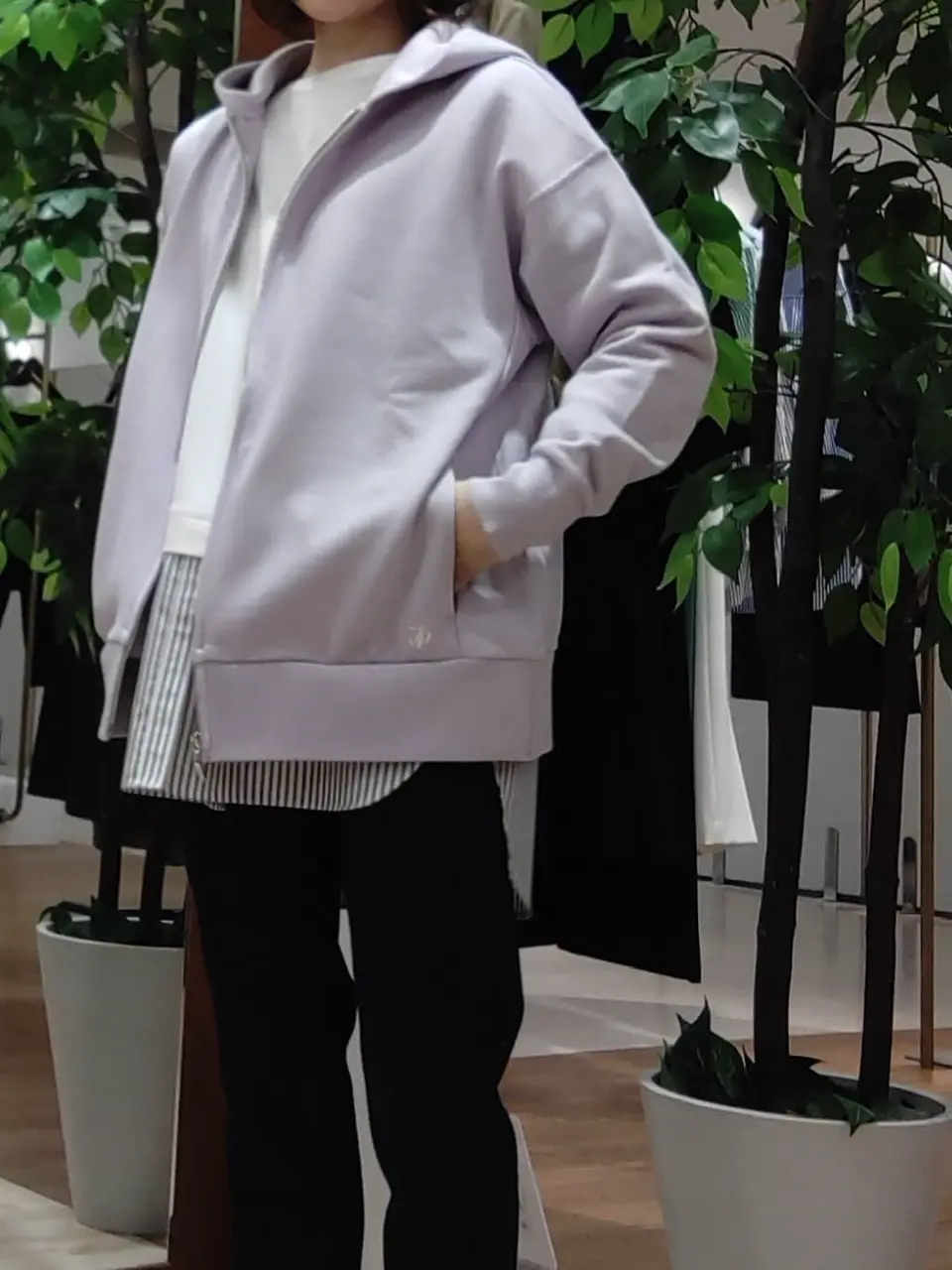 J.PRESS LADIES スタッフ コーディネート画像