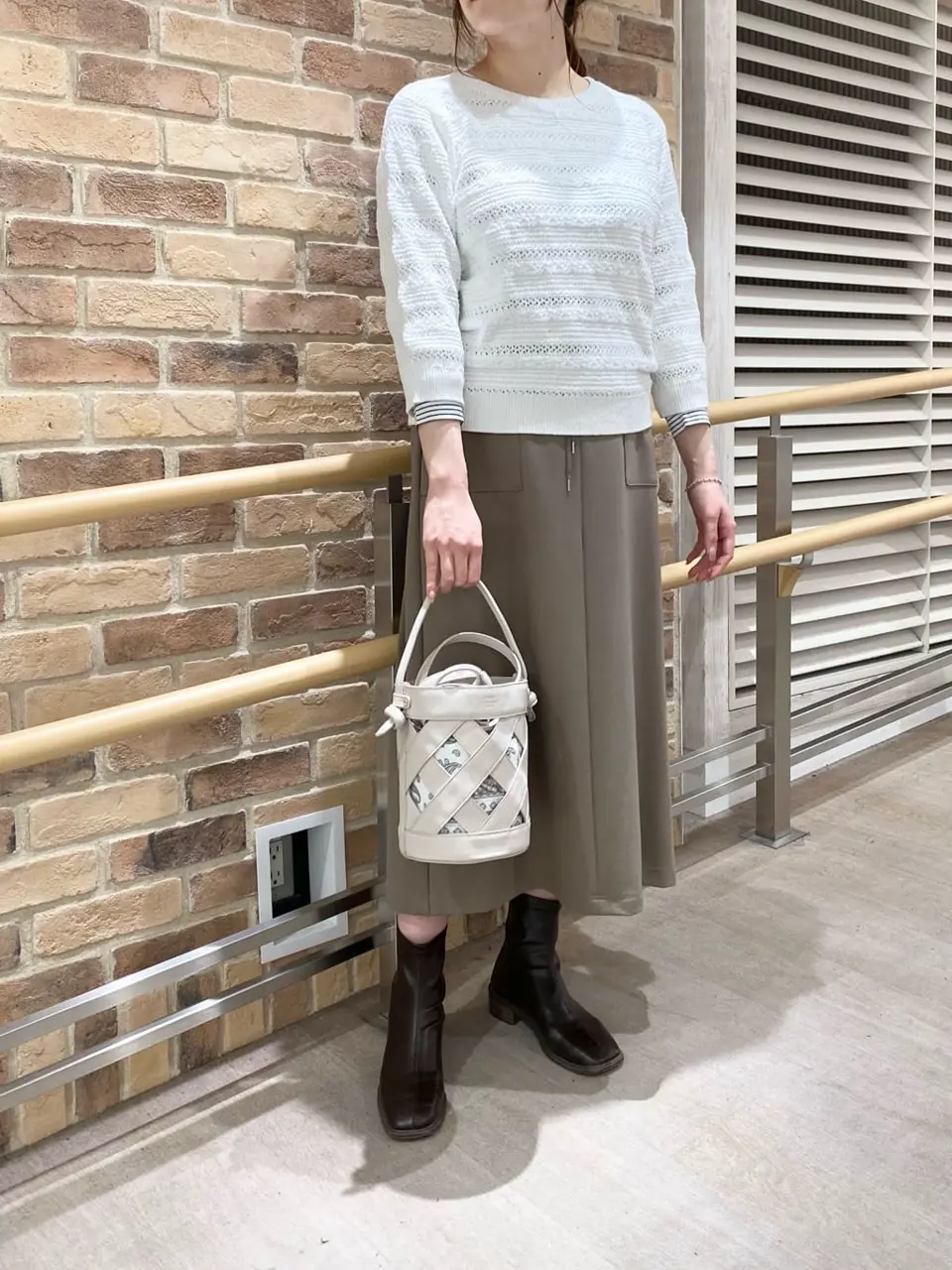 J.PRESS LADIES スタッフ コーディネート画像