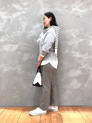 J.PRESS LADIES スタッフ コーディネート画像