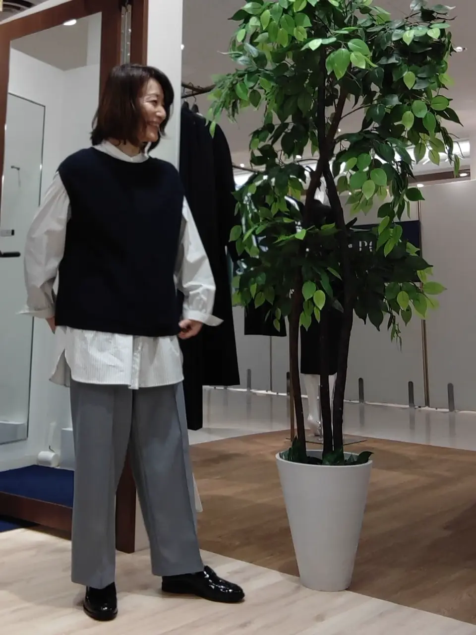 J.PRESS LADIES スタッフ コーディネート画像